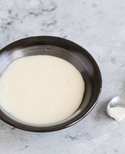 Simple Vanilla Cake Glaze Recipe for Creative Flavor Variations