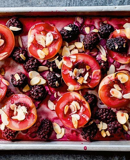 Baked nectarines with blackberries