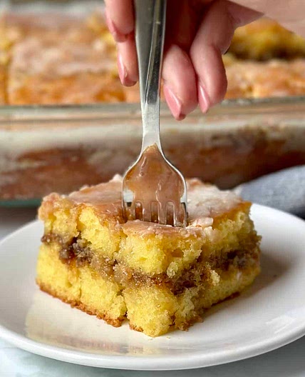 Honey Bun Cake