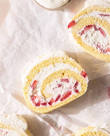 Strawberry Shortcake Roll | Erdbeerroulade