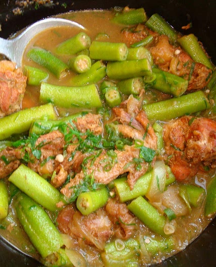 Receita de Galinha caipira com quiabo