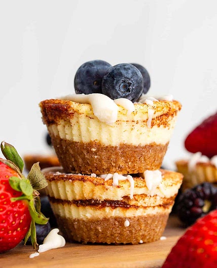 Keto Cinnamon Roll Cheesecakes