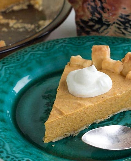 Low FODMAP Pumpkin Chiffon Pie