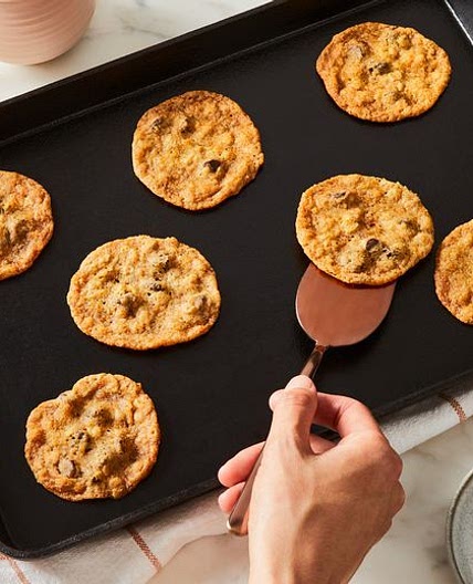 Aunt Lolly’s Oatmeal Chocolate Chip Cookies