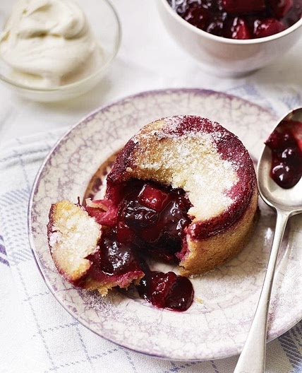 Hot blackcurrant and apple charlottes
