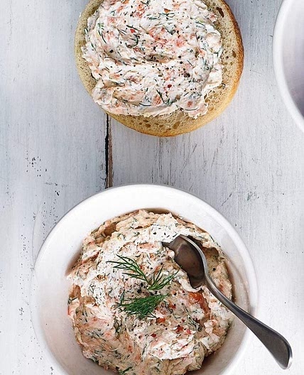 Smoked salmon and dill dip