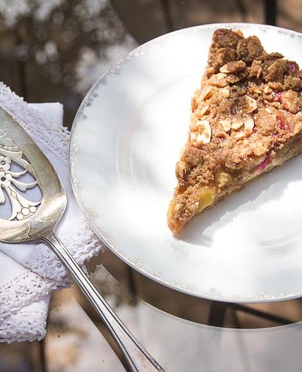 Low FODMAP Rhubarb Cheesecake Tart