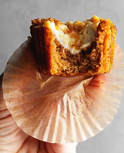 Keto Pumpkin Cheesecake Muffins