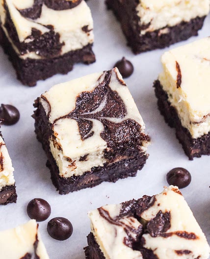 Low-FODMAP Cheesecake Swirl Brownies; Gluten-free