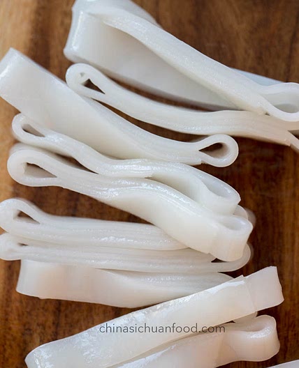 Homemade steamed rice noodles| Ho Fun