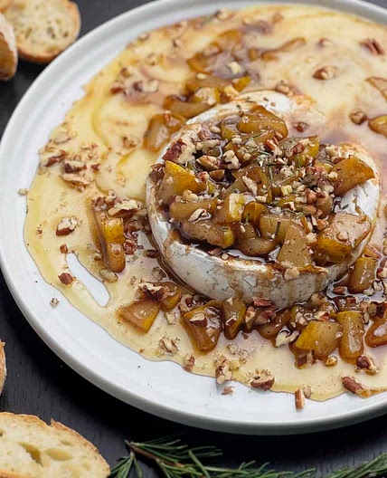 Baked Brie with Spiced Pears