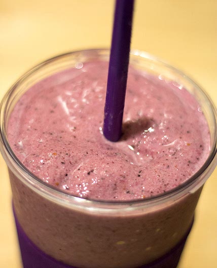 Blueberry Pineapple Smoothie