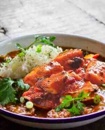 Red Salmon Curry with Goji Berries
