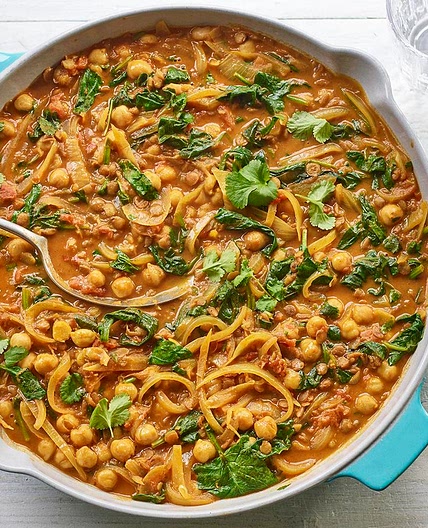 Easy lentil and chickpea curry