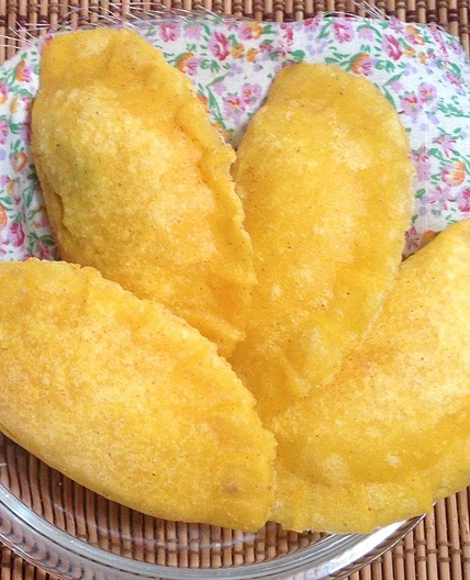 Receita de Pastel de farinha de milho fácil e rápido