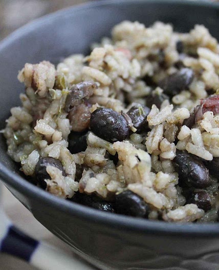 Receita de Arroz com feijão preto