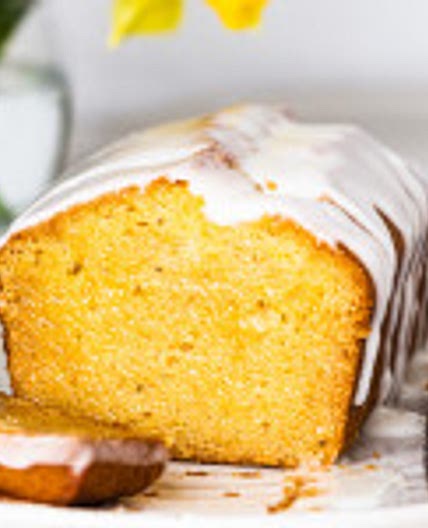 Vegan lemon cake