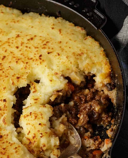 Classic Shepherd's Pie Recipe with Ground Beef
