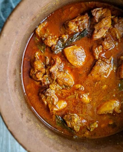 Sri Lankan Chicken Curry