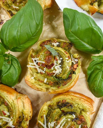 Pesto Puff Pastry Pinwheels