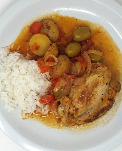 Fricase de pollo (Cuban Chicken Fricassee)