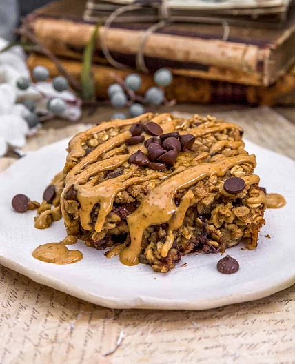 Vegan Peanut Butter Banana Chocolate Chip Oatmeal Breakfast Bake