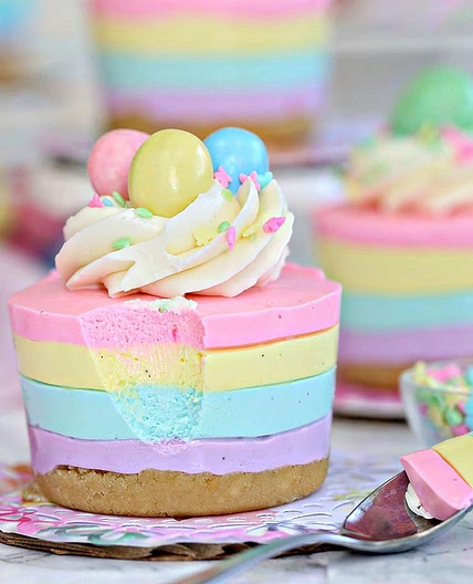 Easter No-Bake Mini Cheesecakes