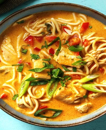 Fragrant Chicken Laksa with Red Peppers and Noodles