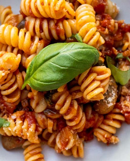 Mushroom Tomato Pasta