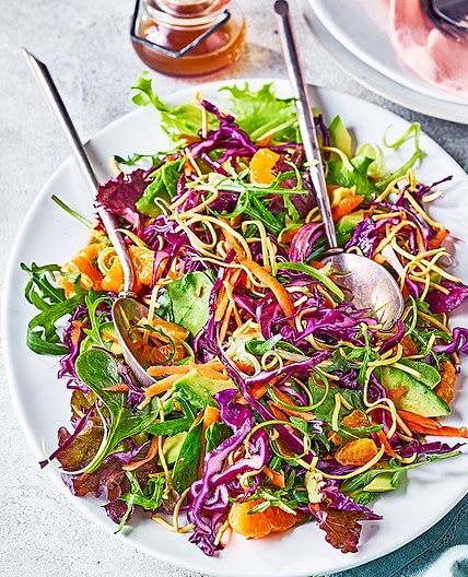 Crunchy noodle salad