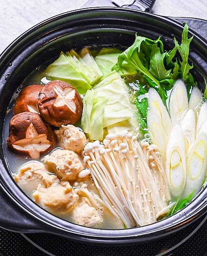 Authentic Hakata Chicken Mizutaki Hotpot