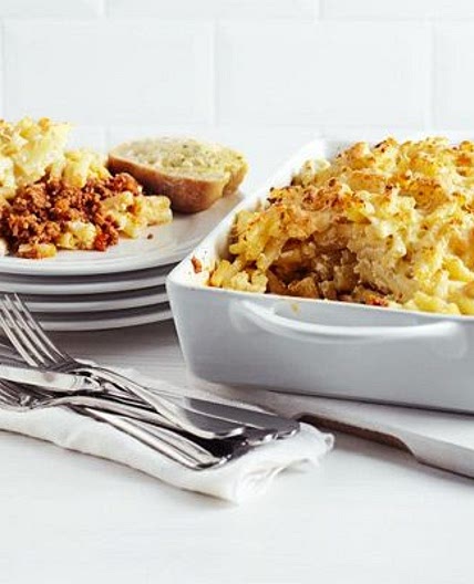 Greek lamb & macaroni bake
