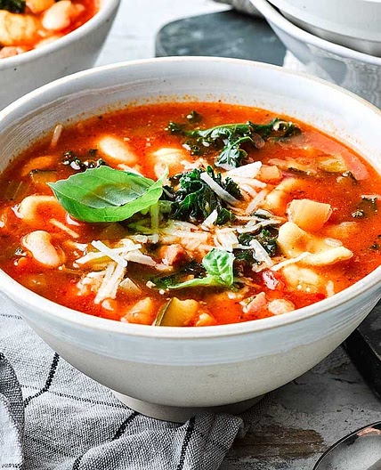 Classic minestrone soup
