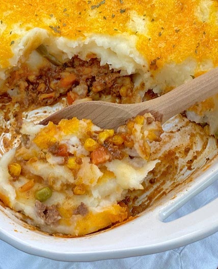 Quick & Easy Shepherd's Pie Recipe (Made with Ground Beef)