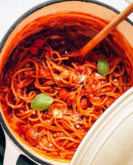 Easy 1-Pot Vegan Spaghetti (30 minutes!)