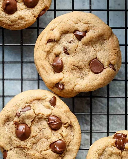 Soft Chewy Crisp Chocolate Chip Cookies