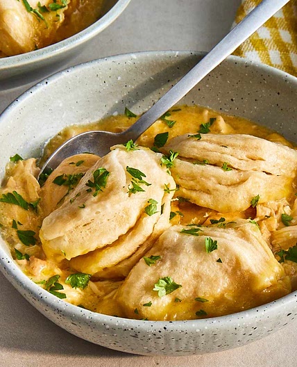 Slow Cooker Chicken and Dumplings