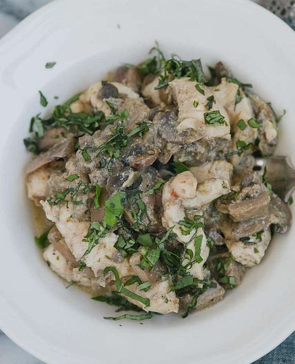 Slow Cooker Chicken and Mushroom Stew