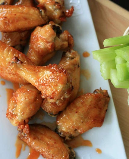 Honey-Sriracha Air Fryer Wings