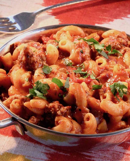 A Minnesotan's Beef and Macaroni Hotdish