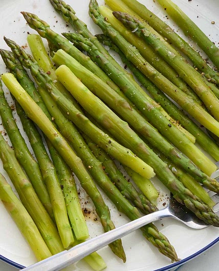 Simply Steamed Asparagus