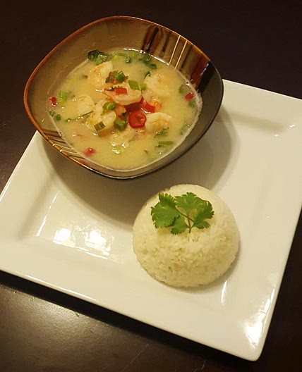Hot-and-Sour Prawn Soup with Lemon Grass