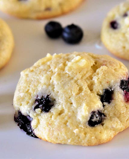 Blueberry Cheesecake Cookies