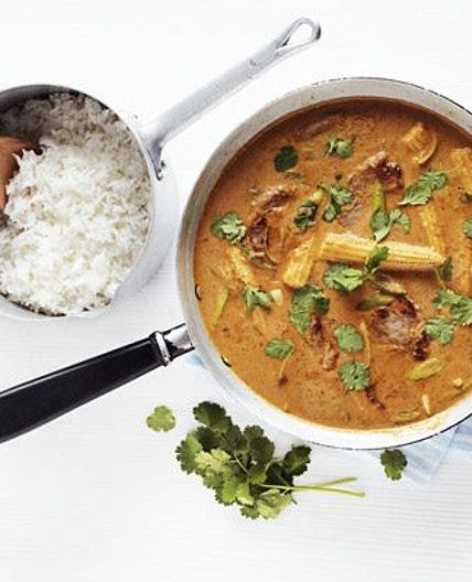 Thai pork & peanut curry