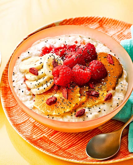 Healthy porridge bowl