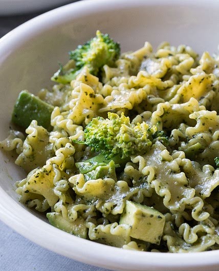 Vegan Pesto Pasta with Broccoli and Avocado