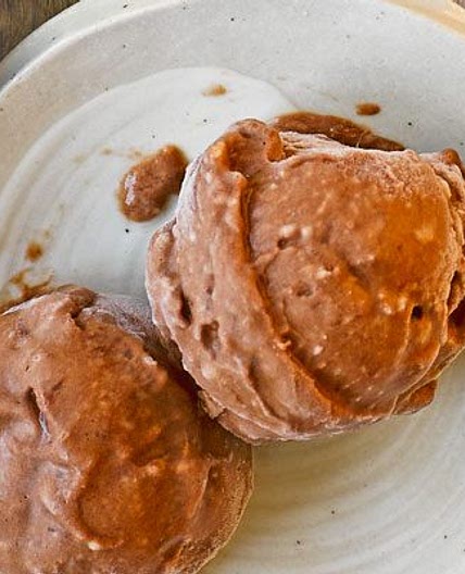 Vegan chocolate banana ice cream