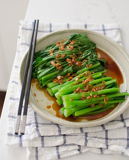Blanched Choy Sum with Garlic Sauce