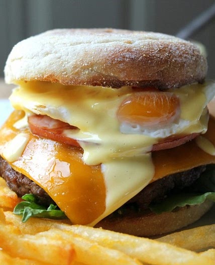 Eggs Benedict burger