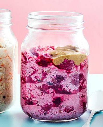 Peanut butter overnight oats